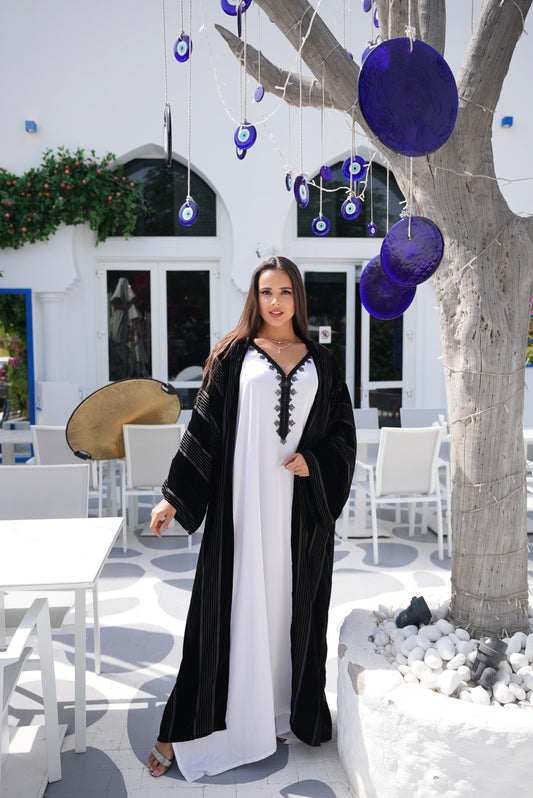 Velvet Lines Abaya